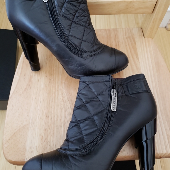 Chanel Boots Black 4inch Hill Leather size 40EU
